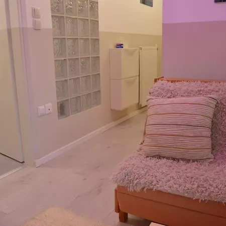 Luxurious Japandi Loft 프톨레마이다