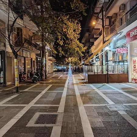 Luxurious Japandi Loft 프톨레마이다