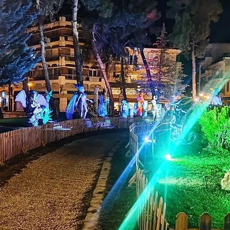 Luxurious Japandi Loft Apartmán Ptolemaida