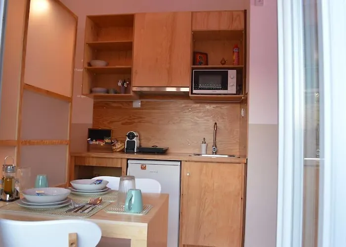 Apartamento Luxurious Japandi Loft Ptolemaida